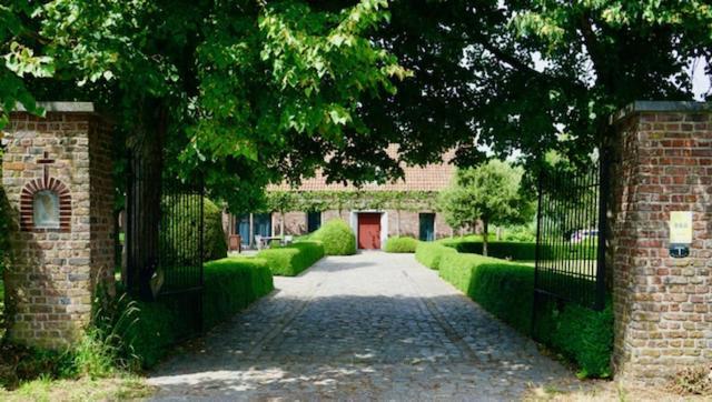 B&B De Hulst Izegem Luaran gambar